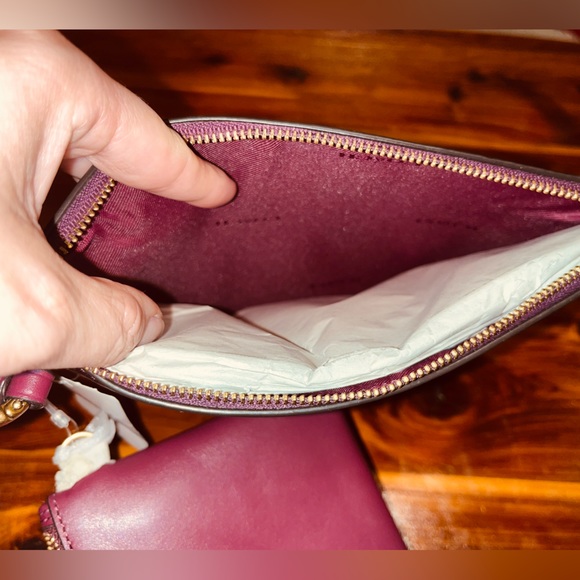 💌 NWT* 2 COACH Wristlet & Pouch Leather VIP Jeweled Bundle Set of 2 - Picture 13 of 16